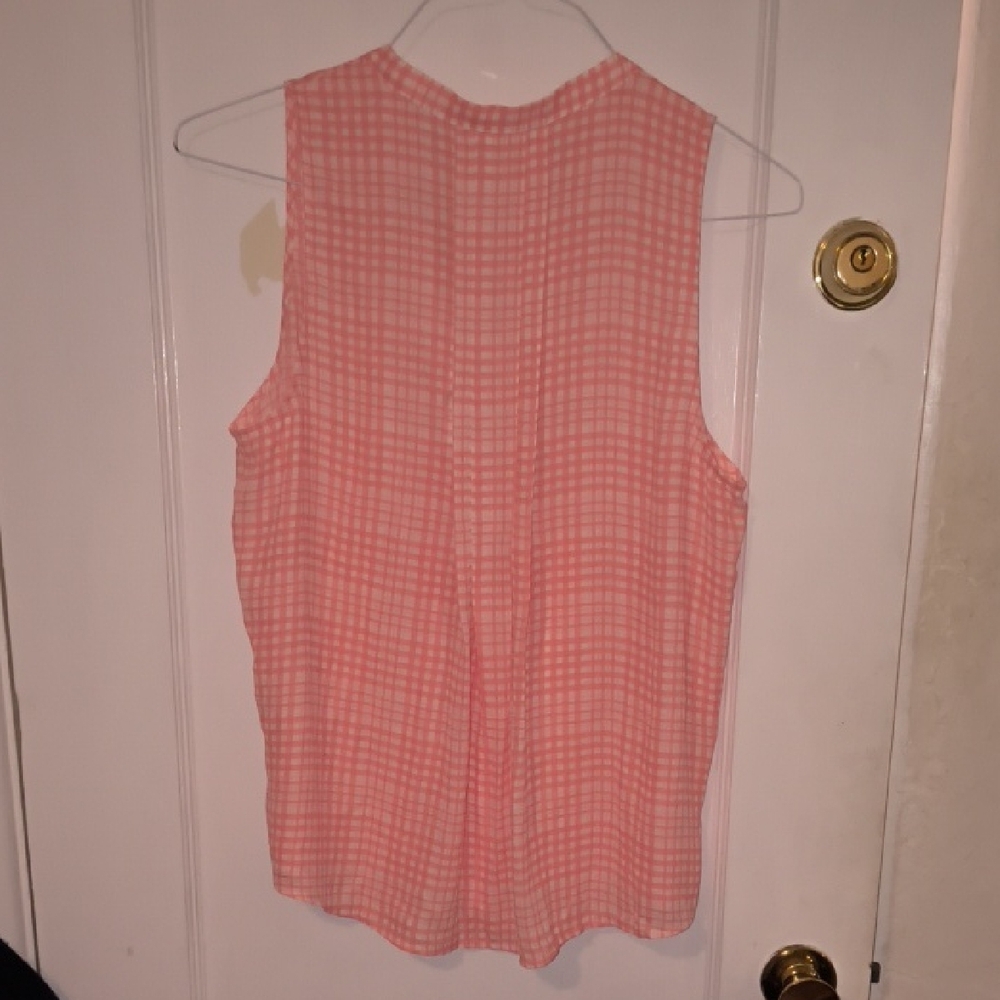 41 Hawthorn | Coral Checkered Sleeveless Blouse - Picture 4 of 4